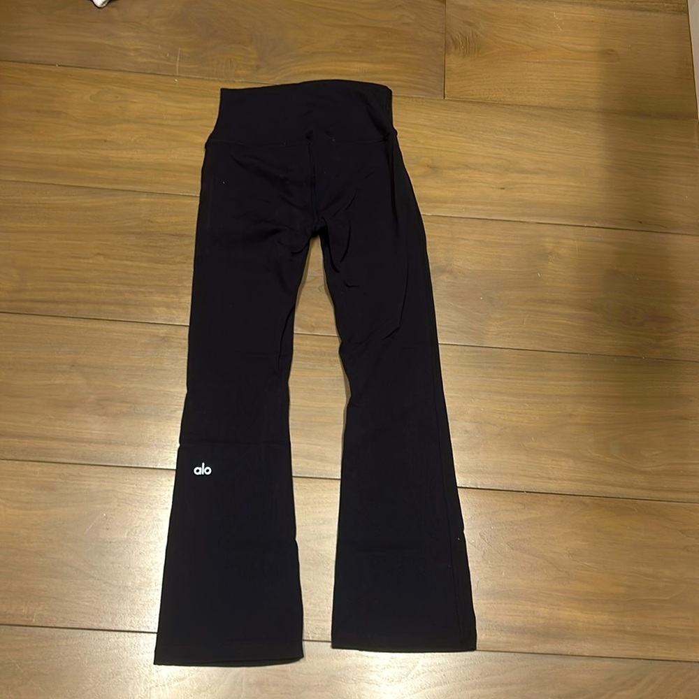 Flare ALO legging